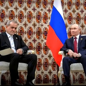 سوتی پزشکیان مقابل پوتین را کاش کسی ندیده باشد!