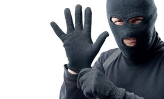 بلایی که یک زن ورزشکار سر یک دزد آورد/ عکس