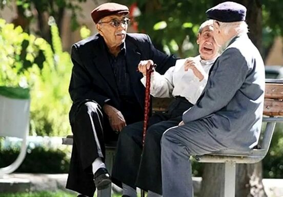 چه کسانی با ۲۰ سال سابقه می‌توانند بازنشسته شوند؟