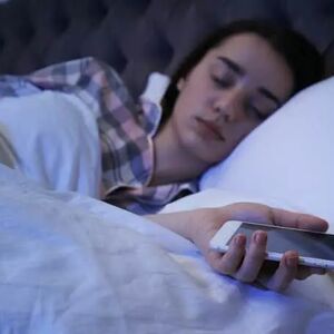 موبایل چطور رابطه زوج‌ها را خراب می‌کند؟