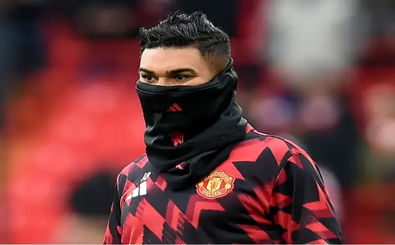 کاسمیرو دهان اسطوره لیورپول را بست