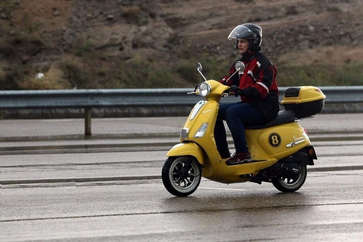 گزارش و تصاویر خبرگزاری آمریکایی از زنان موتورسوار در تهران