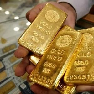 طلا و سکه بالاخره ریزشی شد