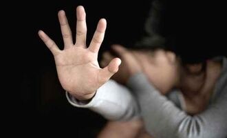 تصویری از زن ایرانی که مدعی شد در جزیره اپستین زندانی بوده است