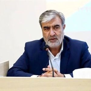 ابراهیم عزیزی: عراقچی هیچ مأموریتی در حوزه هسته‌ای در سفر به پاکستان ندارد