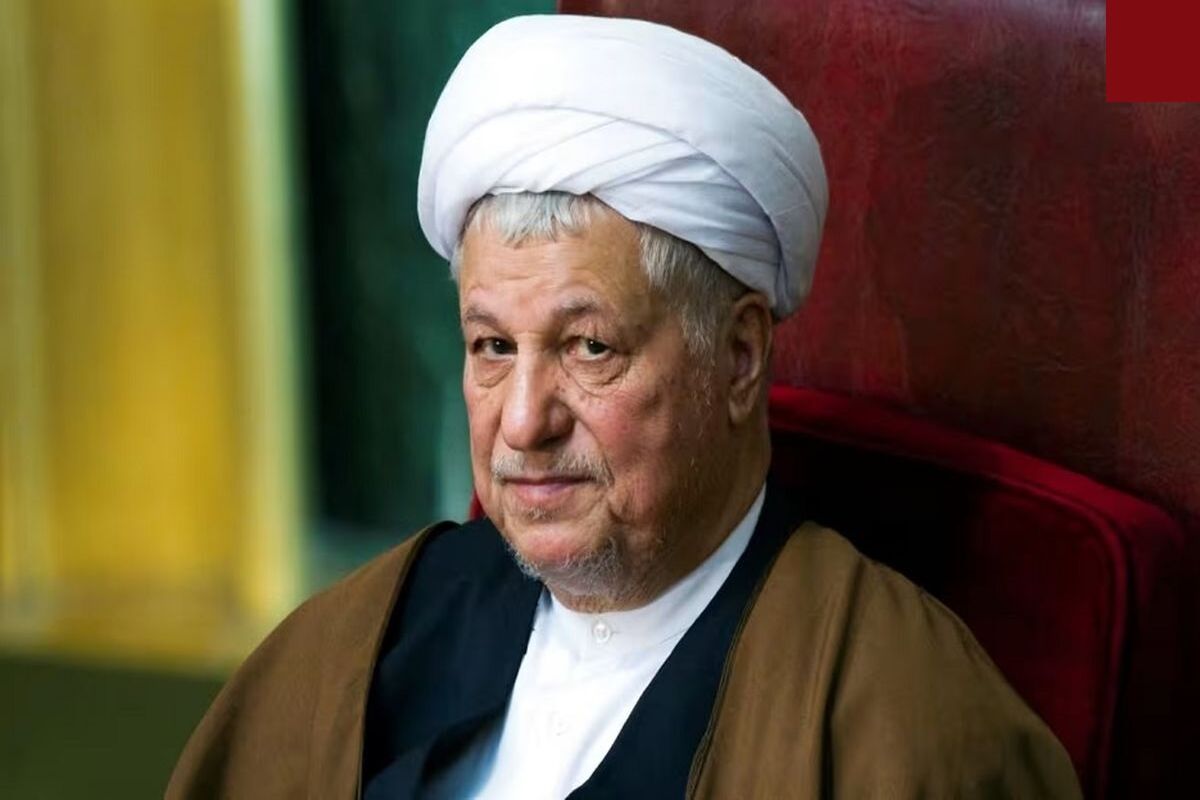 «هاشمی رفسنجانی» با لباس شخصی در ژاپن/ عکس