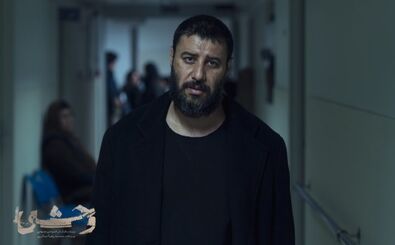 عکسی تازه از جواد عزتی در پشت صحنه سریال «وحشی»!
