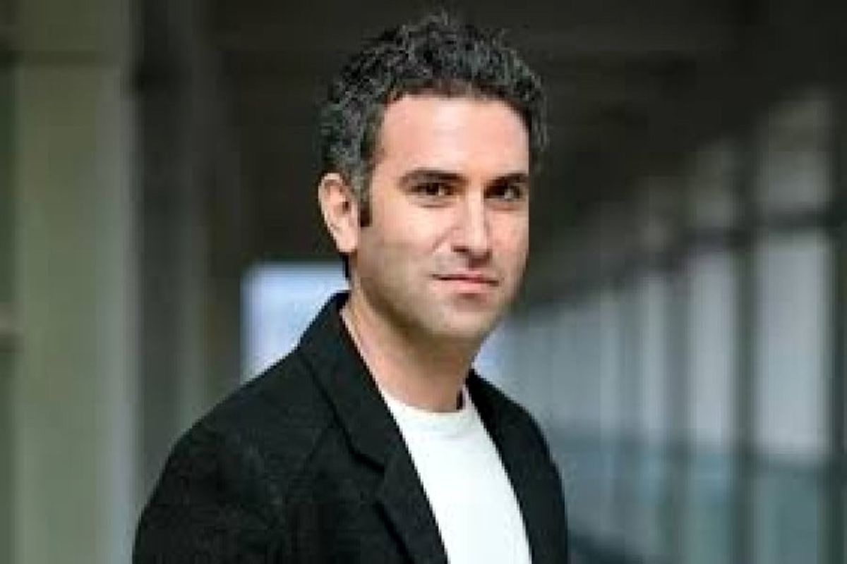 ویدئوی زیرخاکی از هوتن شکیبا وقتی هنوز معروف نبود!