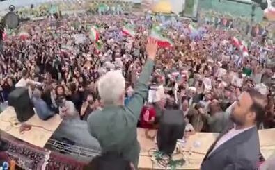 تصاویری از رسوایی عجیب در تجمع سعید جلیلی در تهران/ ویدئو
