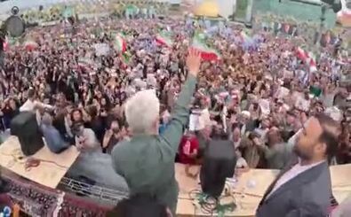 تصاویری از رسوایی عجیب در تجمع سعید جلیلی در تهران/ ویدئو
