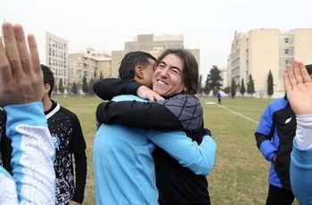 به طور ناگهانی دو ستاره استقلال اخراج شدند