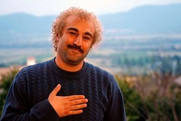 محسن تنابنده: ما اعتراض نکردیم، صدقه بگیریم!