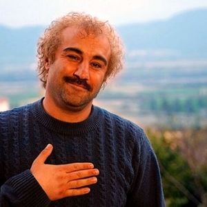 محسن تنابنده: ما اعتراض نکردیم، صدقه بگیریم!