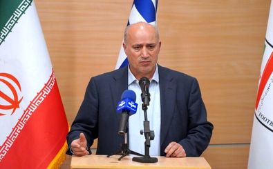 تاج و ممبینی در فرودگاه پیش از بازگشت به ایران/ عکس