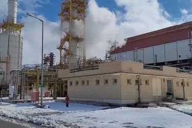 سقوط ۲ کارگر جوان در دستگاه مخلوط‌ کن کارخانه!