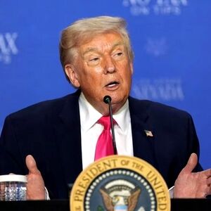 ترامپ: محاصره دریایی ایران از همین حالا برداشته خواهد شد