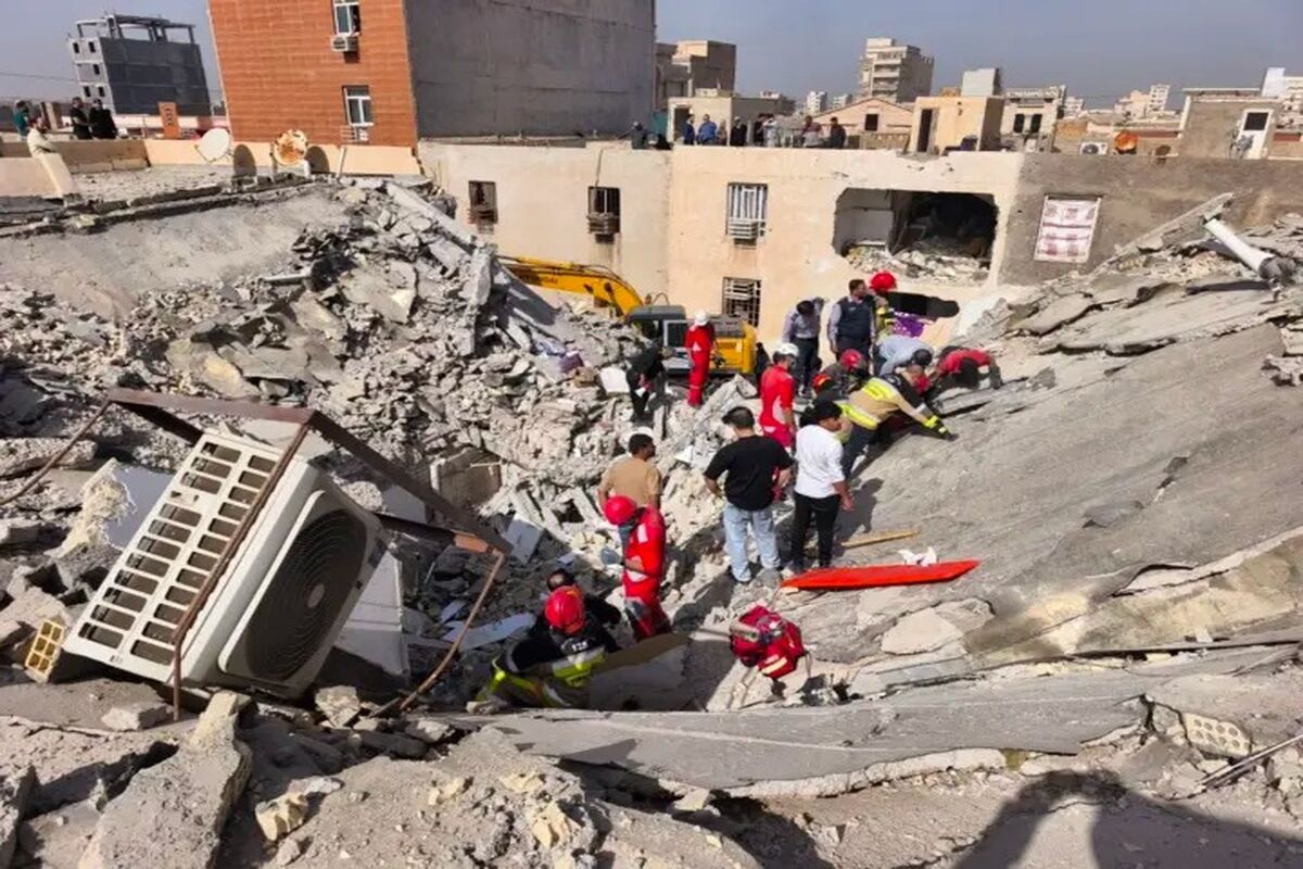 دو انفجار خبرساز در اهواز و بندرعباس/ عکس
