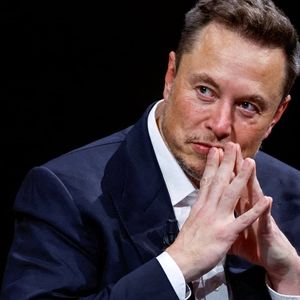  ایلان ماسک: یک تریلیون دلار ندهید استعفا می‌دهم 