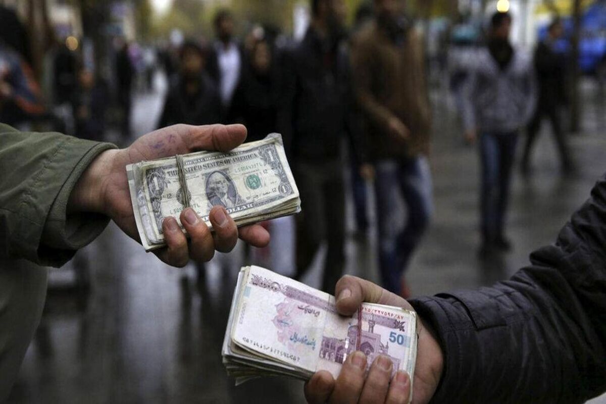 دلار روی دور تند ریزش قیمت قرار گرفت