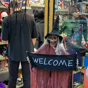 ما را چه به هالووین؟/ واقعا مردم ایران به دنبال هیجان هستند؟ 