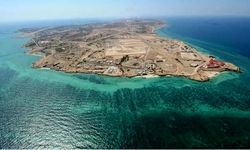 نیروهای آمریکایی در جزیره خارک عملیات هلی برن کرده اند؟