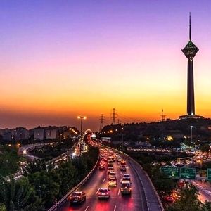 تکذیب لغو کنسرت‌ها در برج میلاد