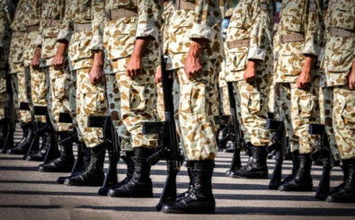 چند قاب رمانتیک از سربازان ارتش پربازدید شد
