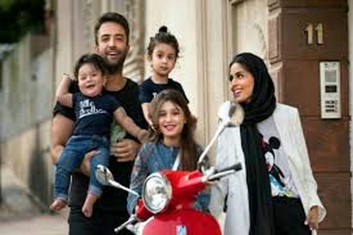 لایو شایلی همسر بنیامین بهادری همراه فرزندانش
