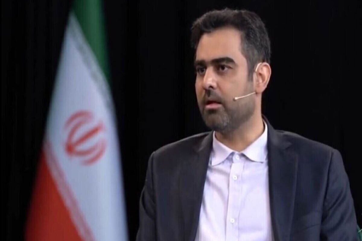 امیرحسین ثابتی علیه وزیر راه سند جدید رو کرد
