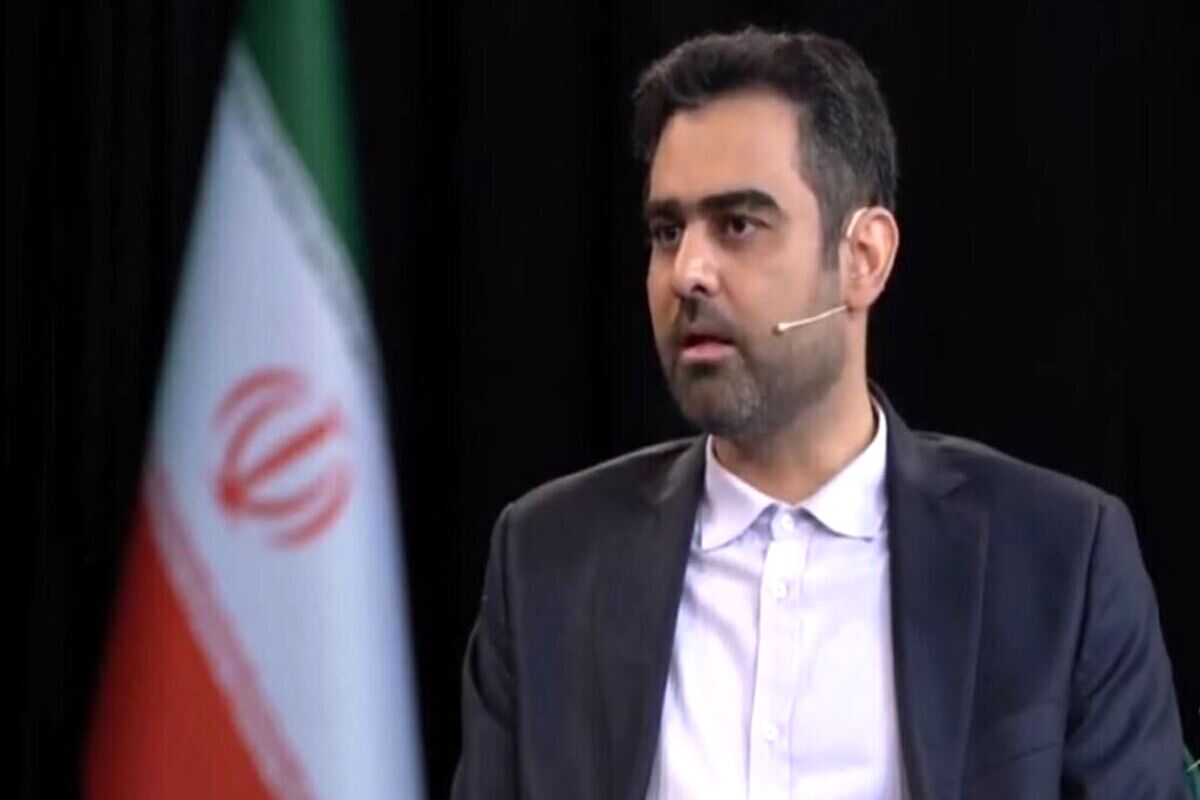 امیرحسین ثابتی علیه وزیر راه سند جدید رو کرد

