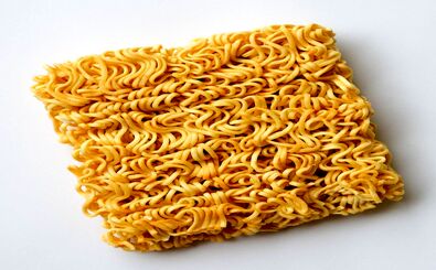 قدمت دیرینه نودل در شرق آسیا و ماکارونی در غرب و مدیترانه