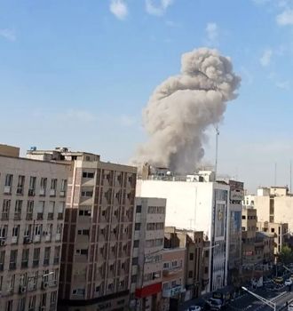  عکس ناراحت کننده از عروسک‌های کودکان شهید در تهران 