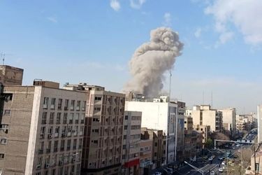  عکس ناراحت کننده از عروسک‌های کودکان شهید در تهران 