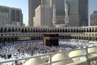 پریدن از طبقه بالای مسجدالحرام/ ویدئو+18