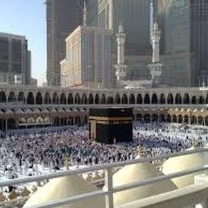 پریدن از طبقه بالای مسجدالحرام/ ویدئو+18