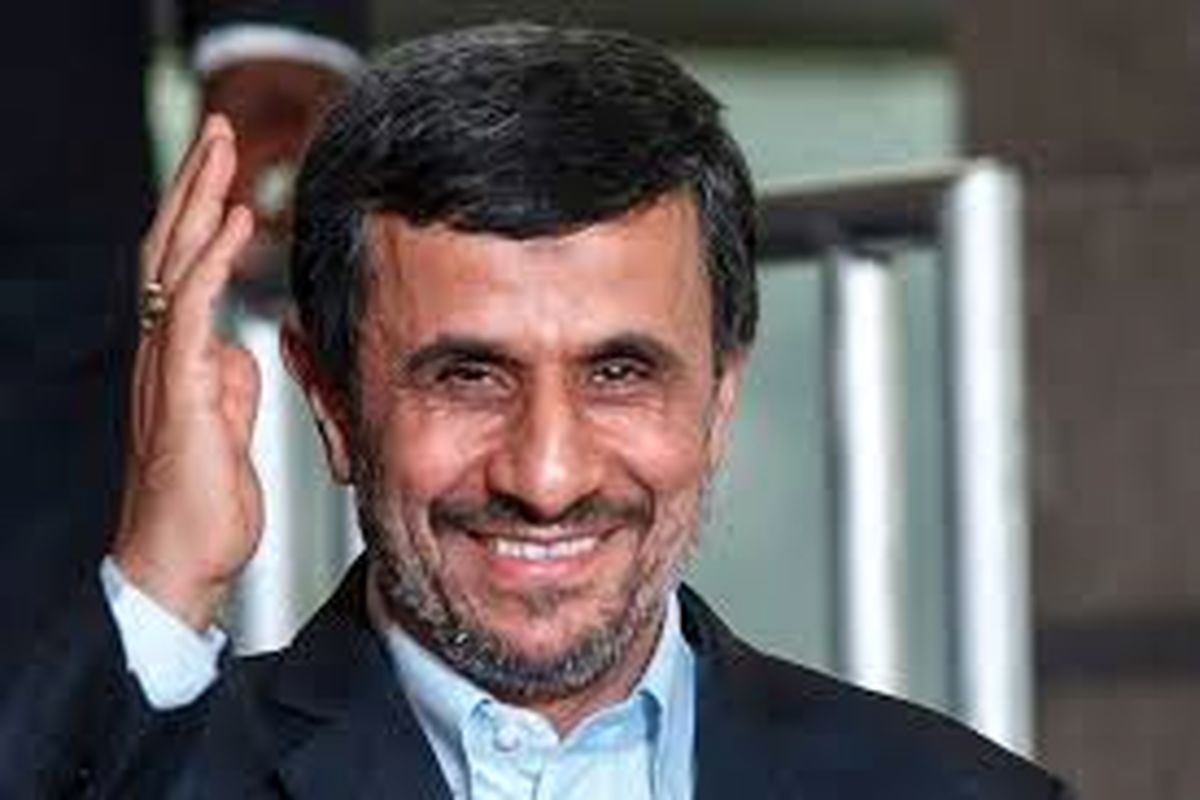 وایرال شدن رجزخوانی احمدی نژاد پس از قطعی شدن بازگشت تحریم‌ها/ ویدئو