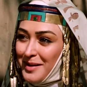 «آسنات، همسر یوزارسیف» در 24 سالگی/ عکس