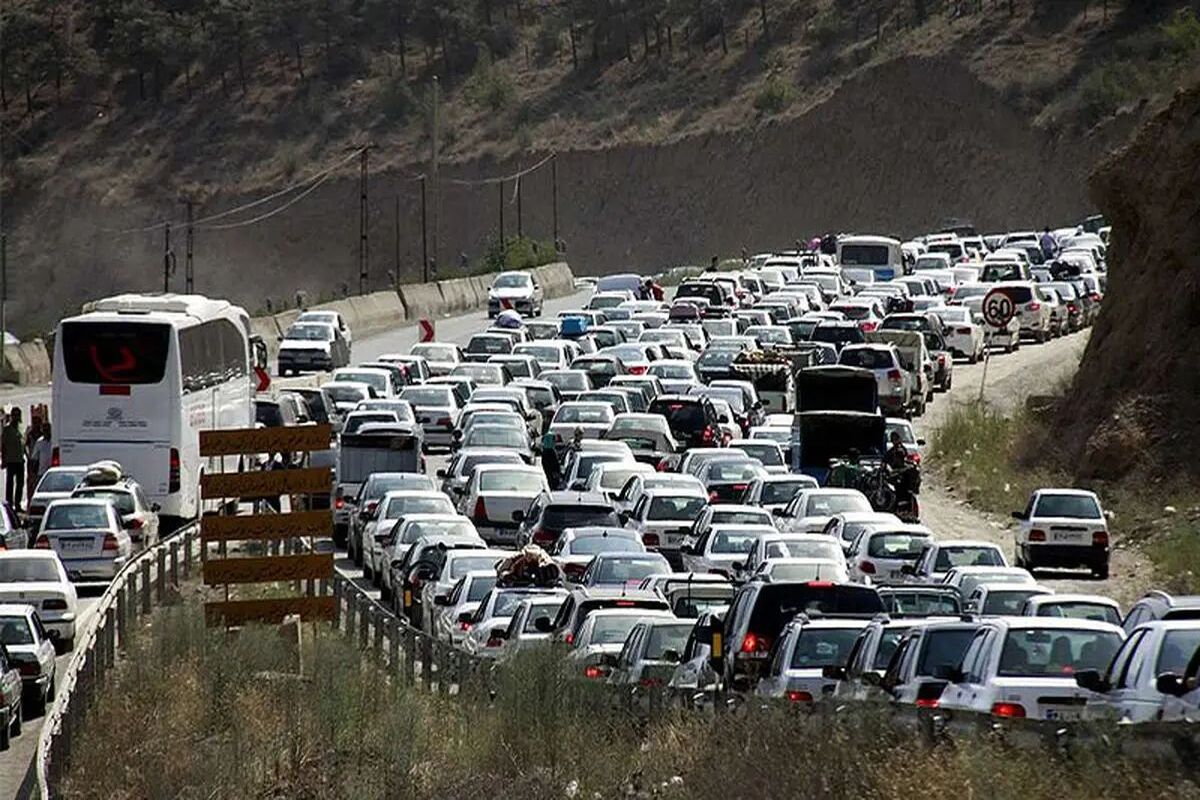 ترافیک سنگین در جاده‌های چالوس، هراز و فیروزکوه
