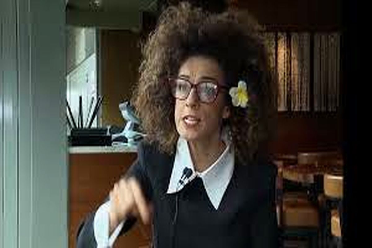 اصرار مسیح علینژاد: باید به ایران حمله نظامی شود!/ ویدئو