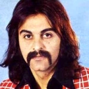 کوروش یغمایی دنیای موسیقی را ترک کرد