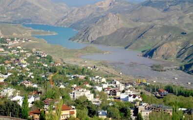 تهران قدیم؛ «خانواده آمریکایی در کنار رودخانه جاجرود»؛ سال 1336
