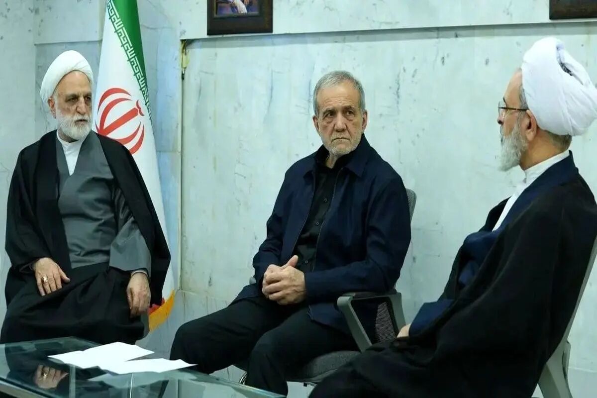 اخبار ضدونقیض درباره هدف قرار دادن جلسه خبرگان رهبری و شورای موقت رهبری