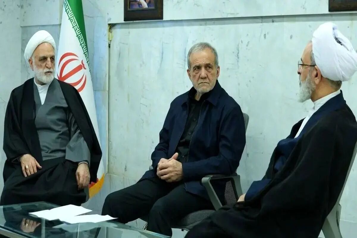 اخبار ضدونقیض درباره هدف قرار دادن جلسه خبرگان رهبری و شورای موقت رهبری