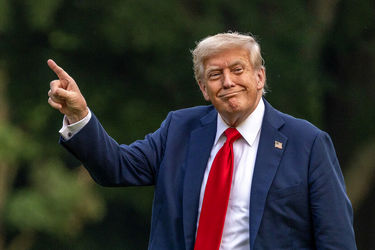 ترامپ: برای شنیدن درخواست ایران در مورد برداشتن تحریم ها آماده ام