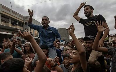 در تهران برخی برای توافق حماس و اسرائیل جشن گرفته‌‌اند