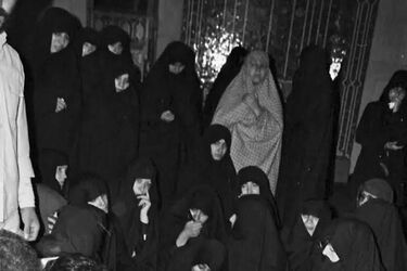 تصویر از چهار زن در صندوق عقب ماشین برای رفتن به بهشت زهرا