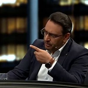 طلبکاری مجری صداوسیما بابت سوال از رئیس جمهور/ ویدئو