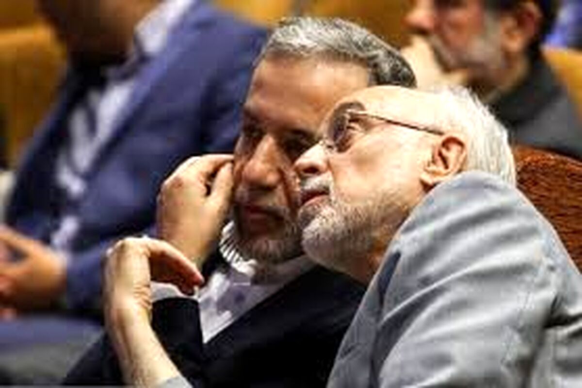 اجرای ترانه «باز منو کاشتی رفتی» در حضور عراقچی/ ویدئو