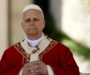 پاپ لئو دعوت ترامپ را رد کرد/ ترامپ، کاتولیک‌تر از پاپ شد! 