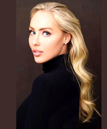 خواننده‌ای که اشتباهی همسر پادشاه مالزی شد، کیست؟